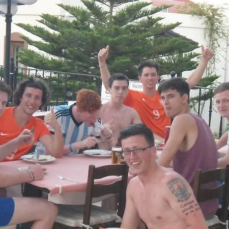 شقة فندقية Ozukara 2 3*