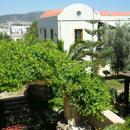 Ozukara 2 3* غومْبيت